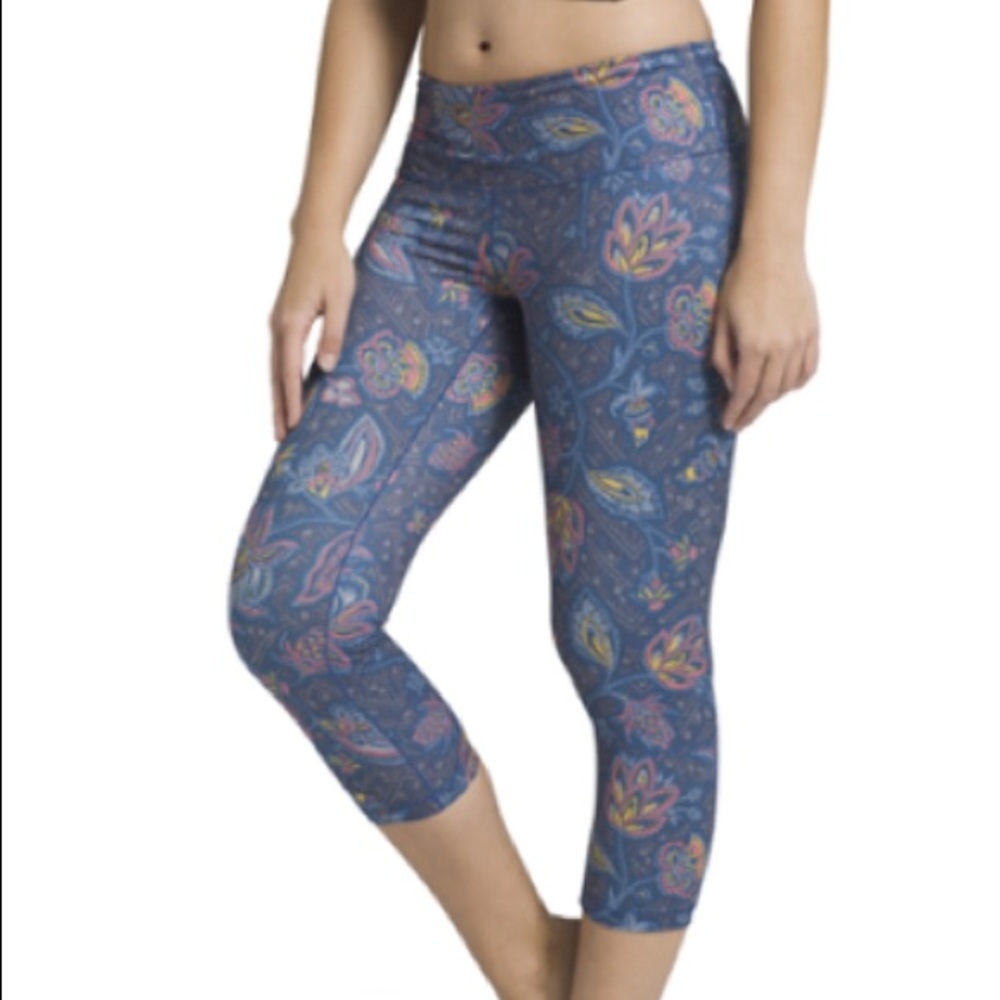 prAna Pillar Printed Capri Leggings